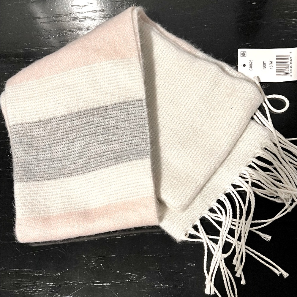 Scarf NWT